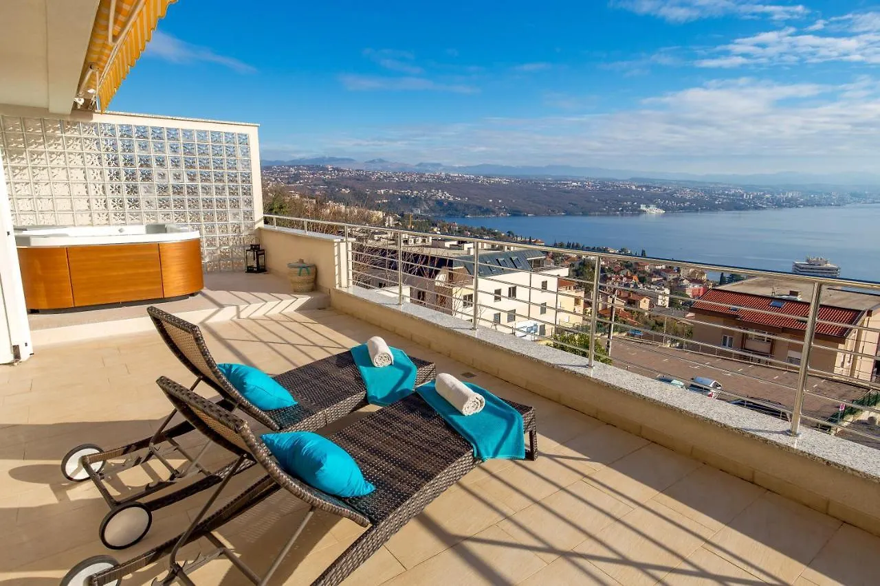 Design Apartment Opatija 0*,